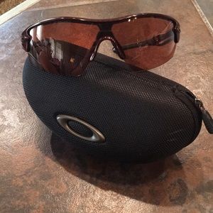 Men’s Oakley Sunglasses